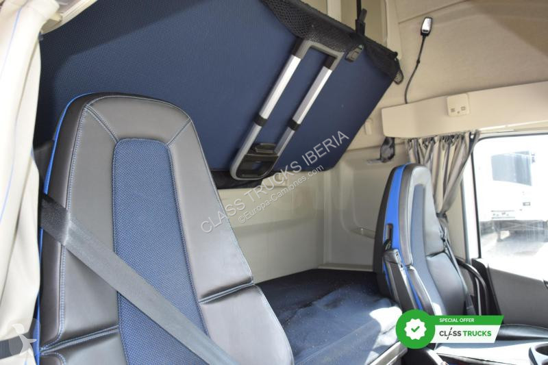 Tracteur Volvo 500 Globetrotter XL Varios