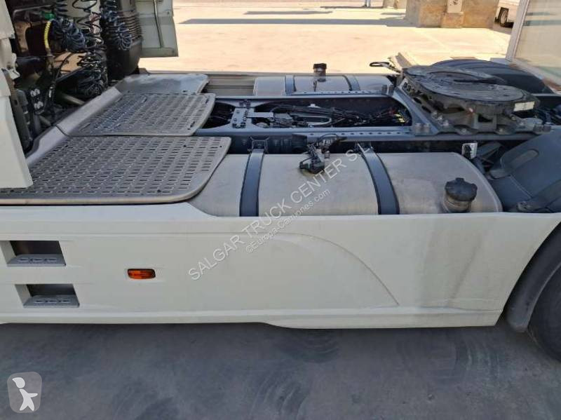 Cabeza tractora DAF