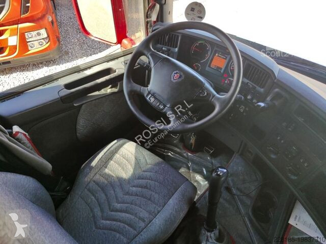 Tratores Scania - 560