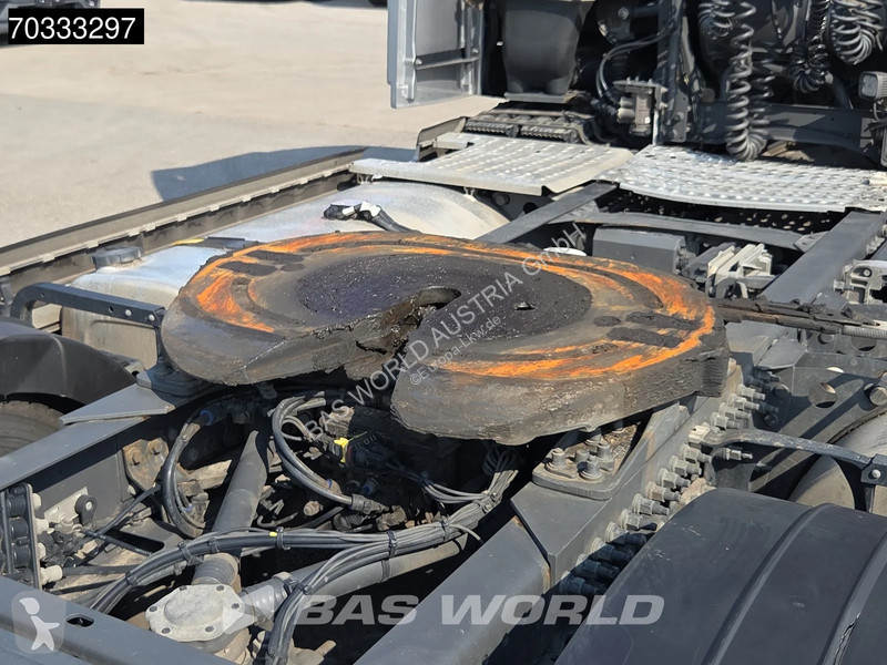 Cabeza tractora Volvo 500 4X2 XL 2x Tanks ADR...