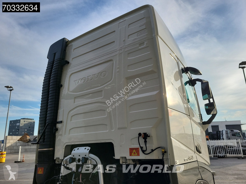 Trekker Volvo 460  4X2 ADR I-ParkCool ACC PTO