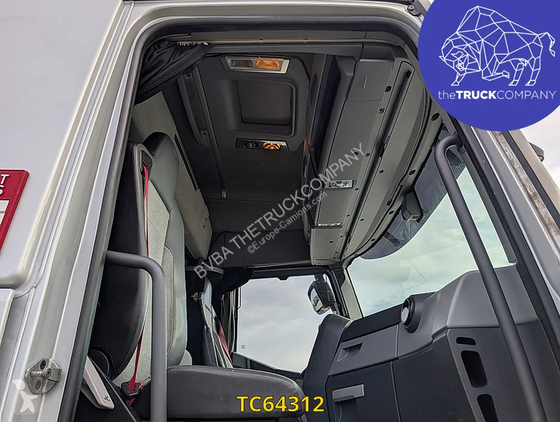 Trekker Renault T 460