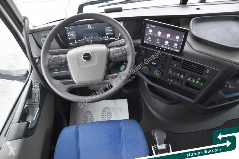 Trekker Volvo FH 460 LED 2 Tanks 1.305 Liter...
