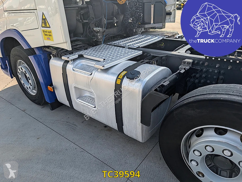Cabeza tractora Volvo 500