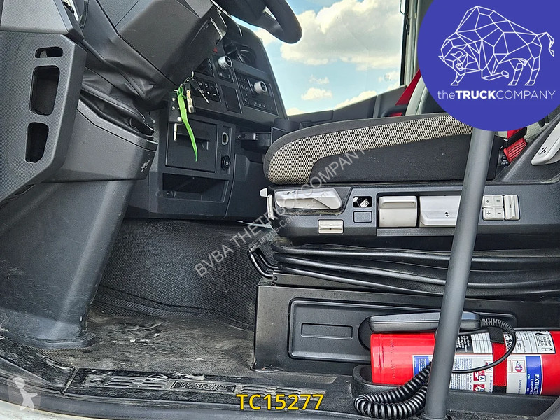 Trekker Renault T 440