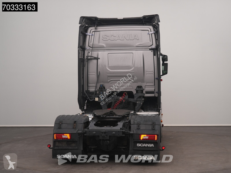 Trekker Scania 4X2 Retarder Full-Air 2x Tanks...