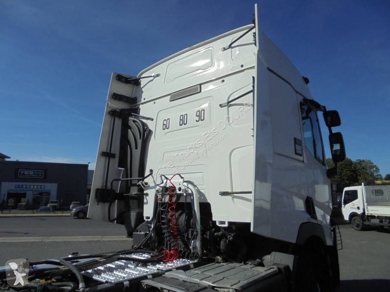 Cabeza tractora Renault