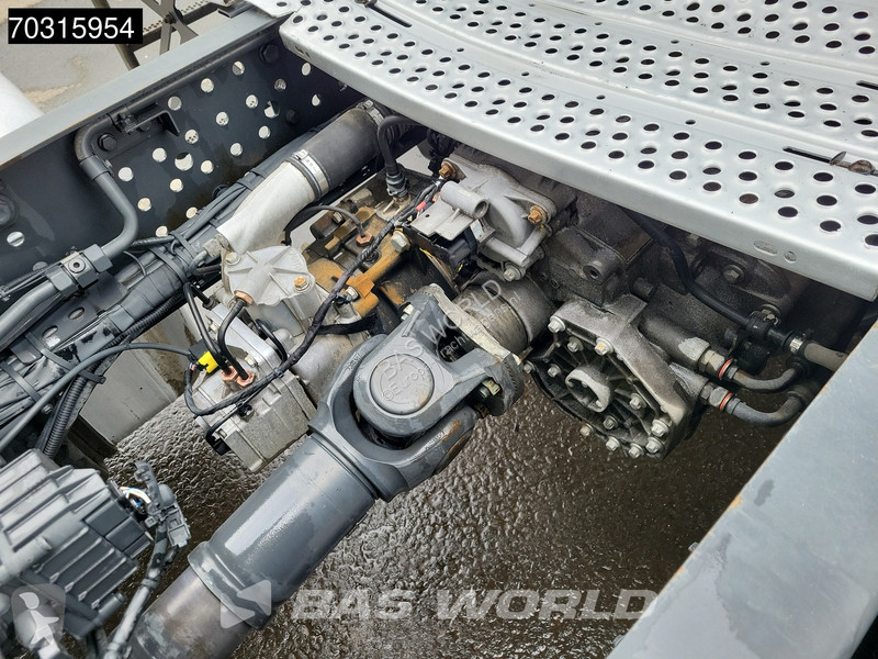 Cabeza tractora Mercedes 1843 4X2 ClassicSpace...