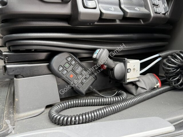 Cabeza tractora Scania R530 6x2 SZM mit Pavelli...