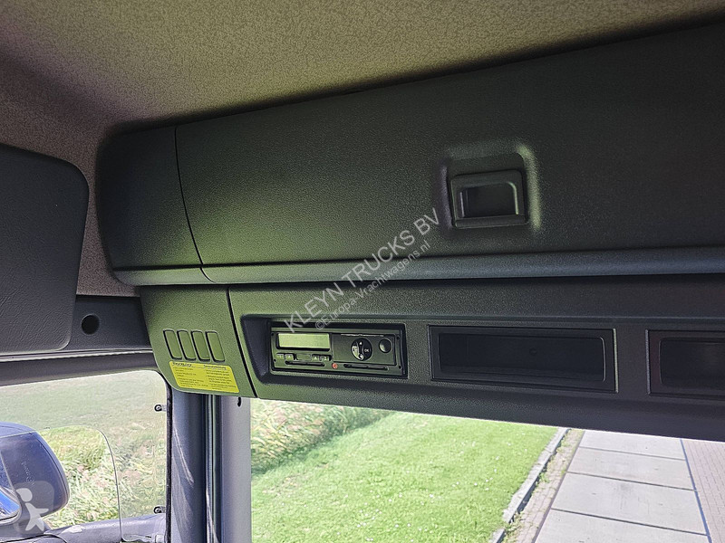 Cabeza tractora Scania 440