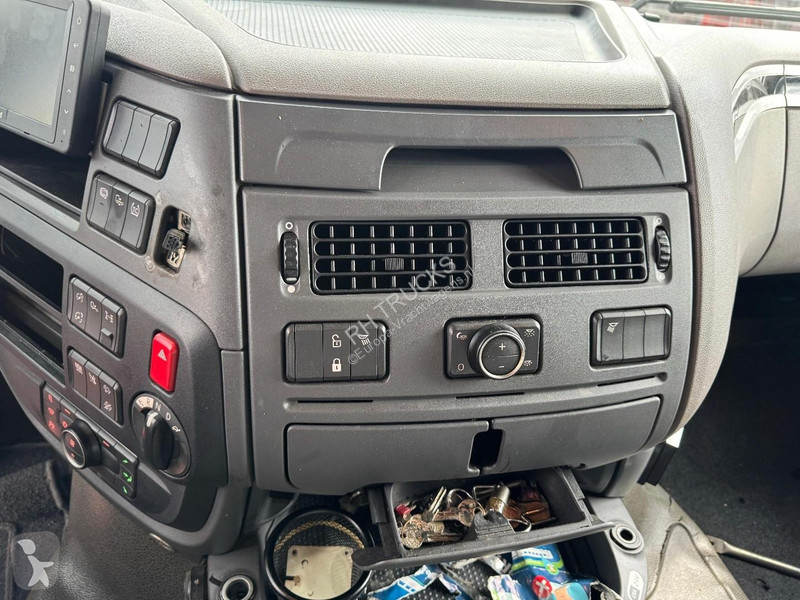 Nyergesvontató DAF 450 4X2 EURO 6 MEGA