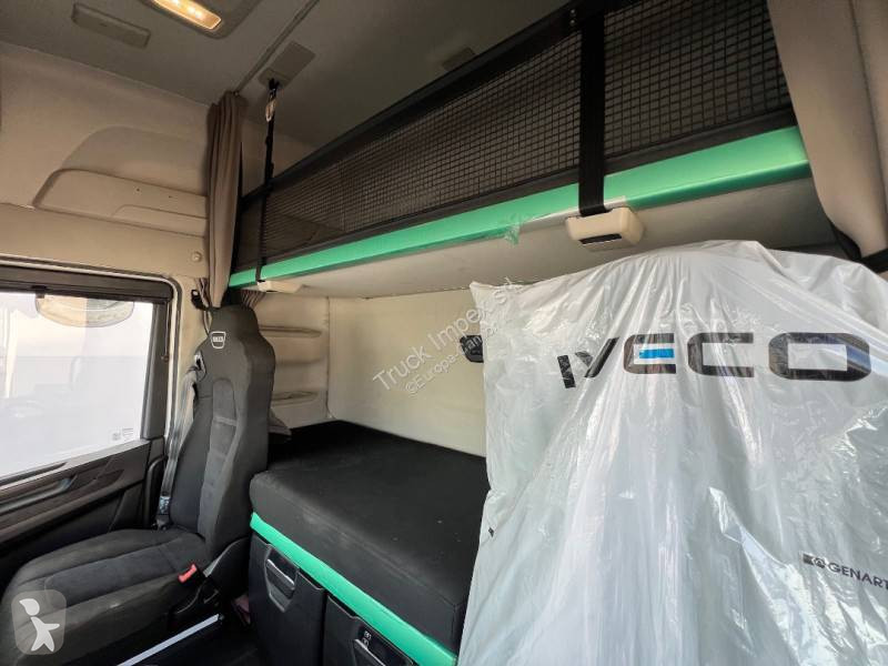 Cabeza tractora Iveco 490