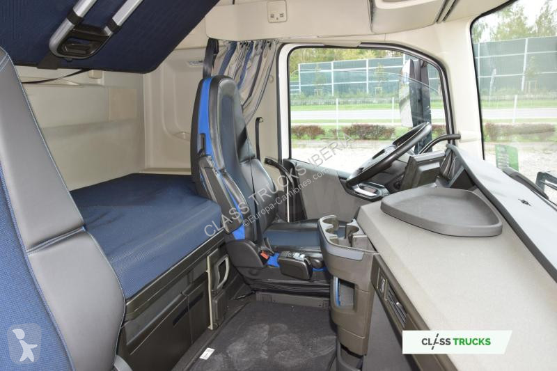 Cabeza tractora Volvo 500 Globetrotter XL
