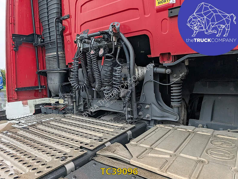 Cabeza tractora Volvo