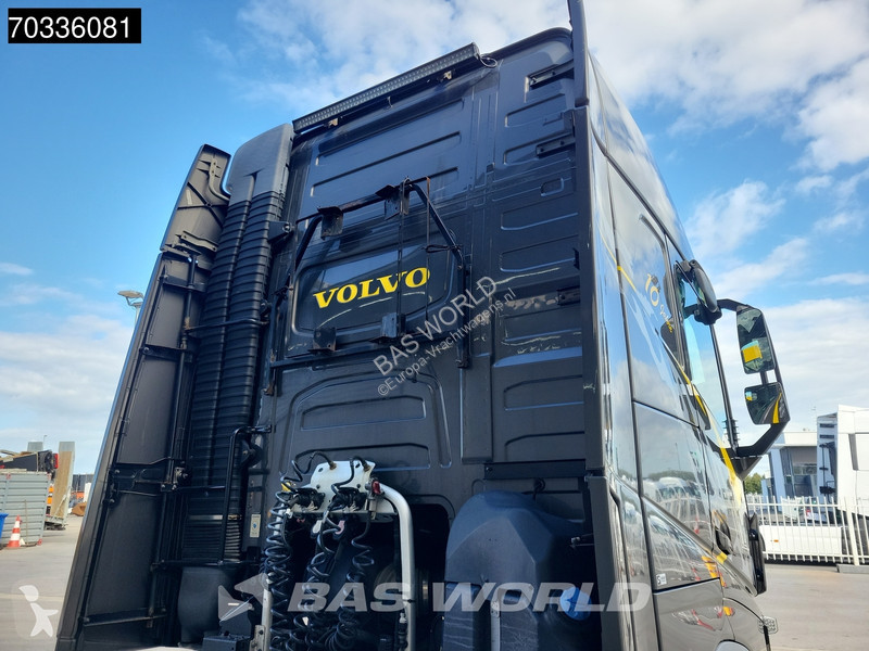 Nyergesvontató Volvo 500 4X2 XL Mega Retarder...