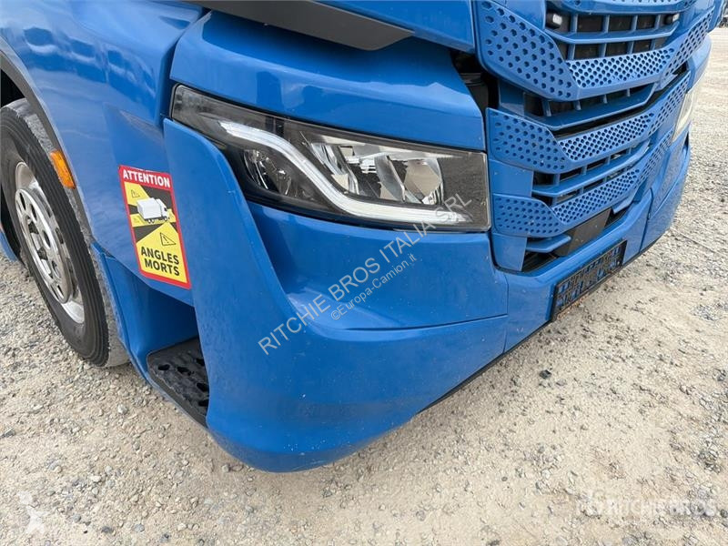 Cap tractor Iveco s-way 490 4x2 S/A Sleeper...