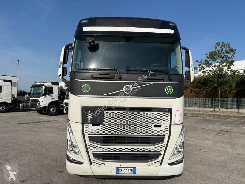 Cap tractor Volvo 460