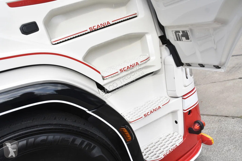 Cap tractor Scania 590S V8 NGS 4x2NB - NEW...