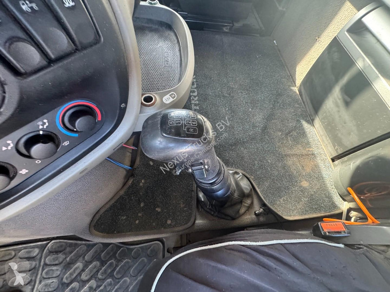 Cap tractor DAF 460 Space Cab (MANUAL GEARBOX /...