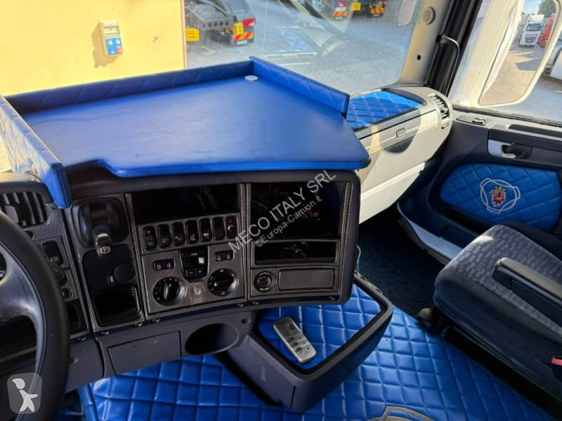 Tractor Scania 500