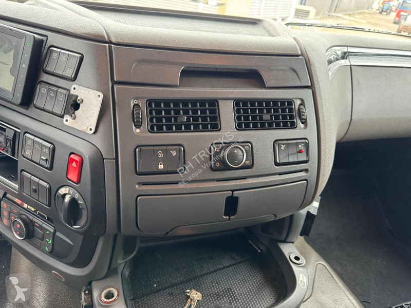 Тягач DAF 450 4X2 EURO 6 MEGA