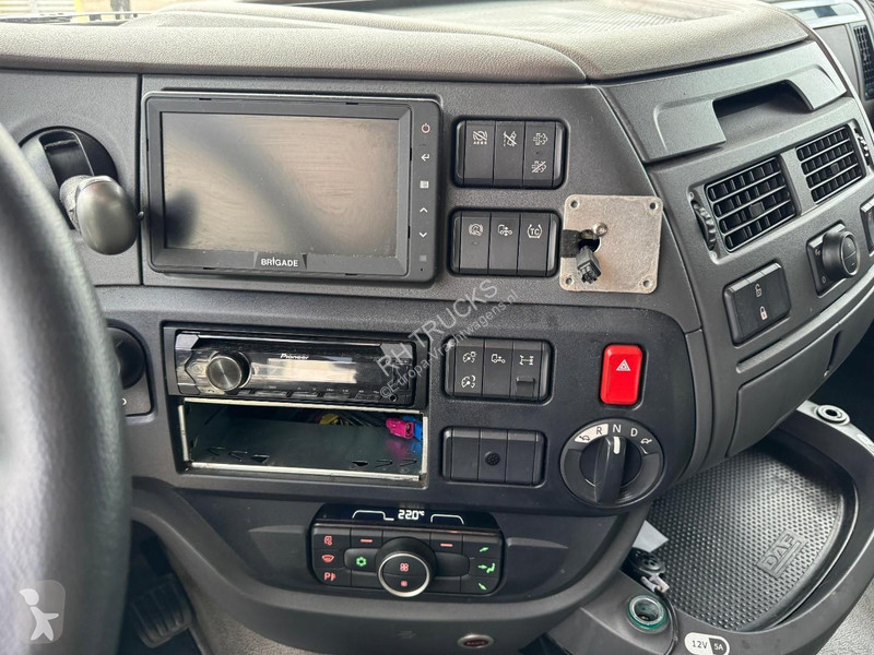 Тягач DAF 450 4X2 EURO 6 MEGA