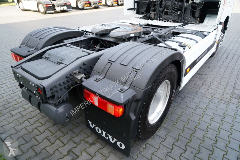 Тягач Volvo FH 500