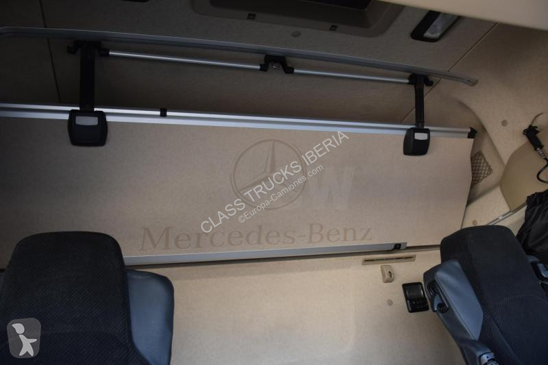 Traktor Mercedes 5 1845 BigSpace