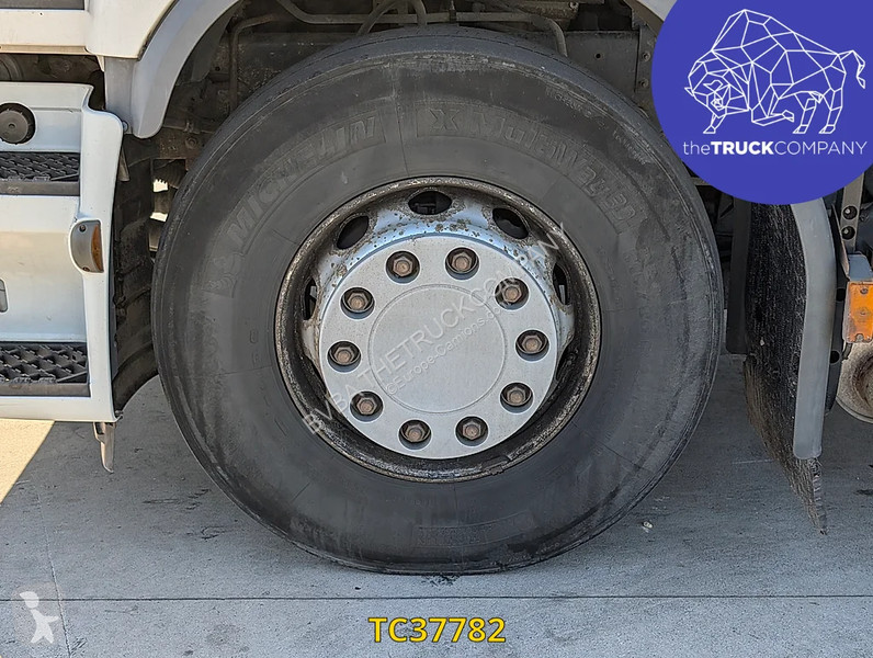 Cabeza tractora Renault 450