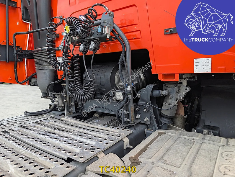 Cabeza tractora Renault T 460