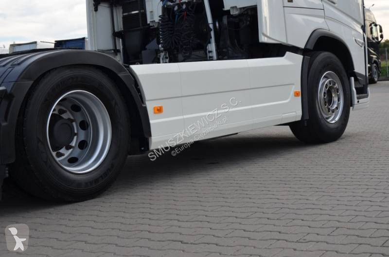 Cabeza tractora Volvo 500 Globetrotter