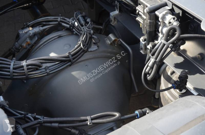 جرار Scania 460