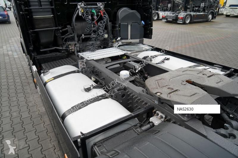 Влекач Volvo FH 500 / XXL / RETARDER / LOWDECK...