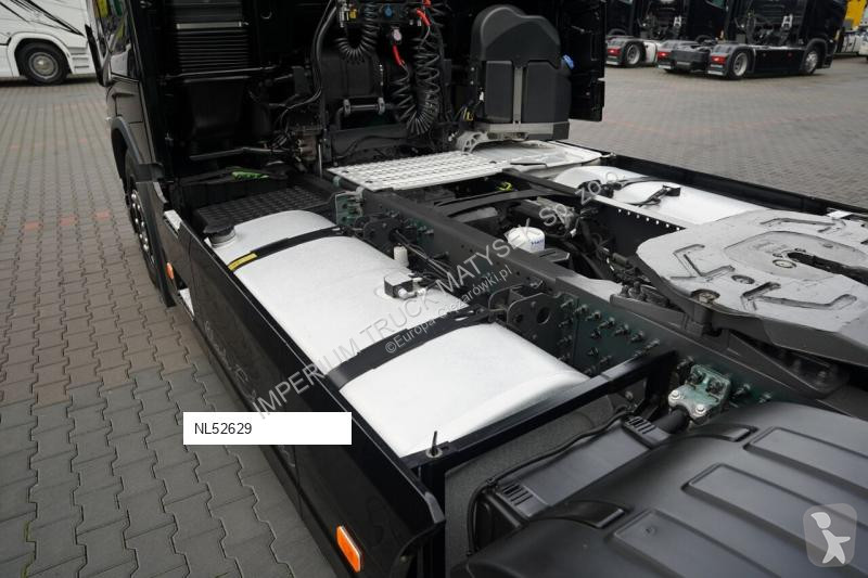 Влекач Volvo FH 500 / XXL / RETARDER / LOWDECK...