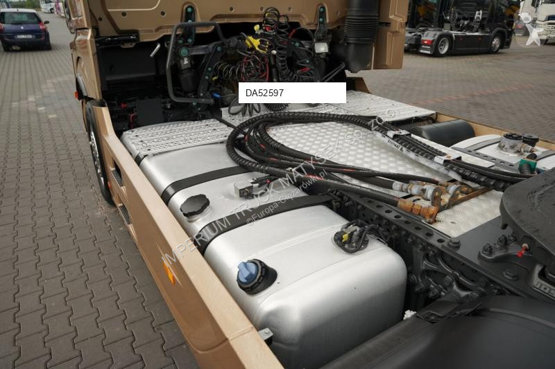 Влекач Mercedes ACTROS 18 53 / BIG SPACE /...