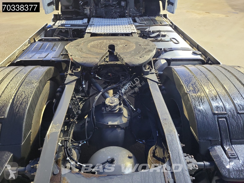 جرار Volvo FH 460 FH 4X2  Globe