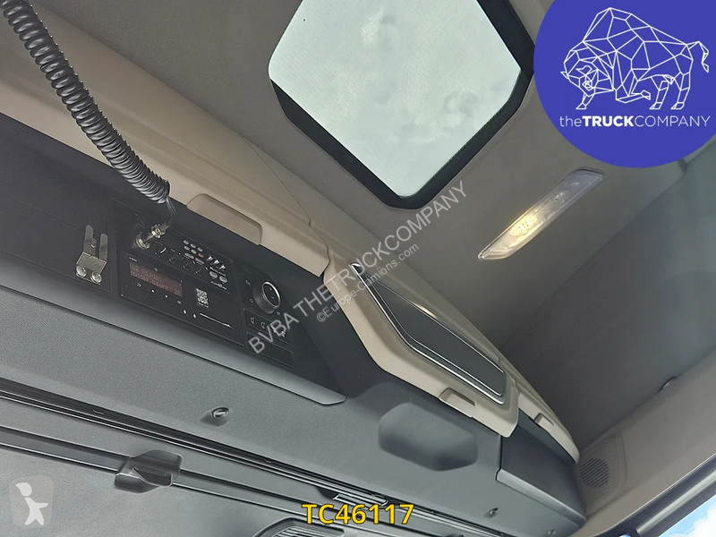 جرار DAF 480