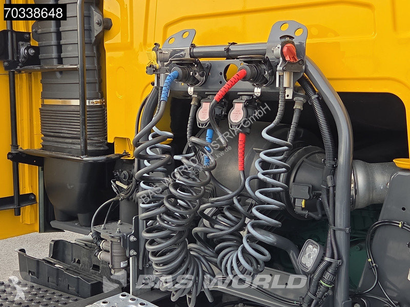 Traktor Volvo FH 460 4X2 Globe Mega 2x Tanks...
