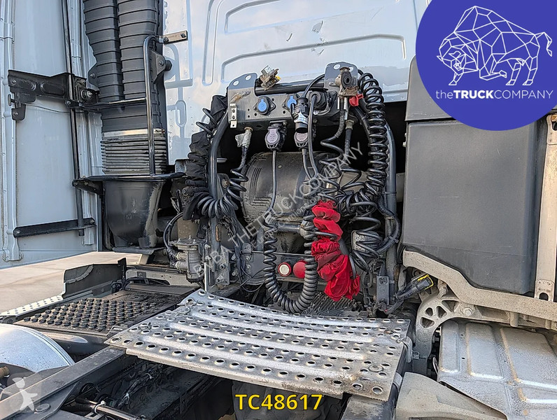 Volvo FH 460 tractor unit