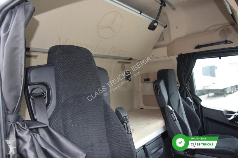 Mercedes 5 1845 BigSpace MirrorCam tractor unit