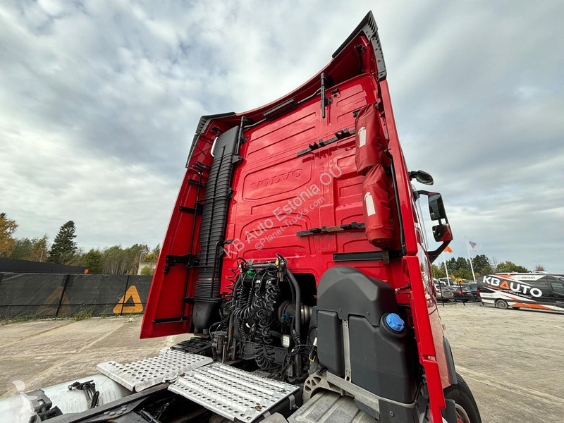 Tahač Volvo 500 6x2 DOUBLE BOGIE