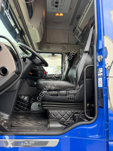 DAF 480 tractor unit