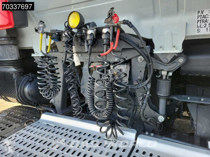 Iveco S-Way 460 4X2 Mega 2x Tanks Standklima...