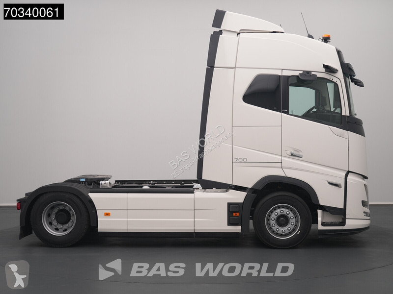 Tahač Volvo 700 FH 4X2 NEW! Retarder 2xTanks...