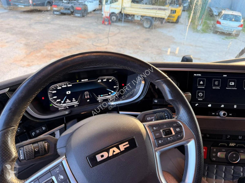 DAF 530 tractor unit