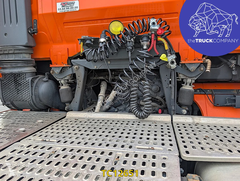 Iveco 570 tractor unit