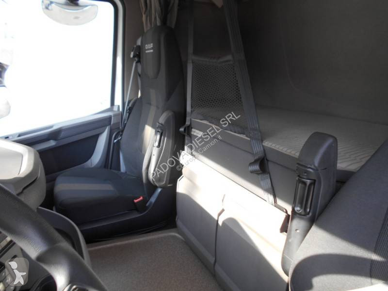 DAF 480 tractor unit