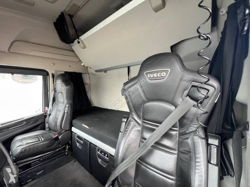 Iveco 570 tractor unit