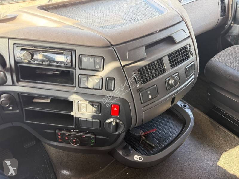 DAF 480 tractor unit