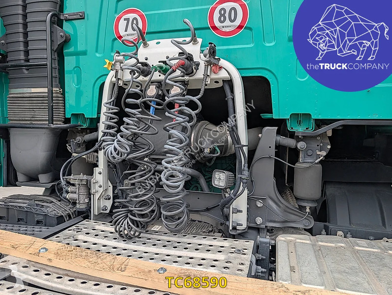 Volvo 500 tractor unit